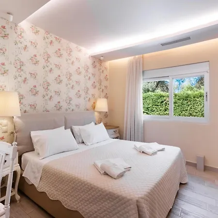 Leda By Vintage Travel * Lefkada City